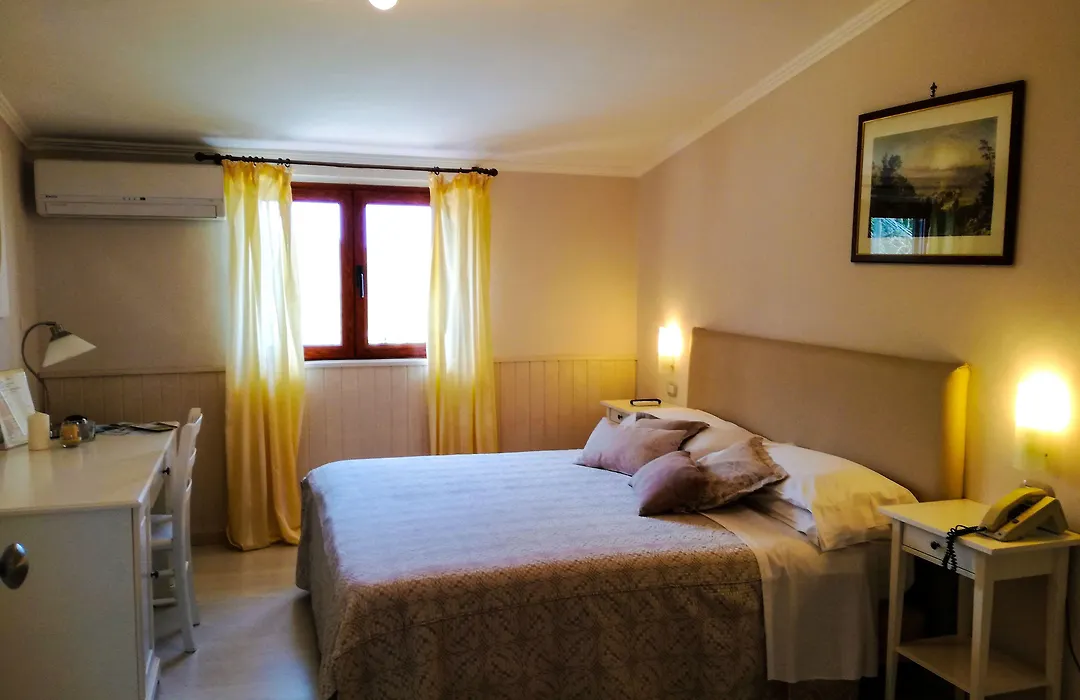 Hotel Villa Fiorita-1